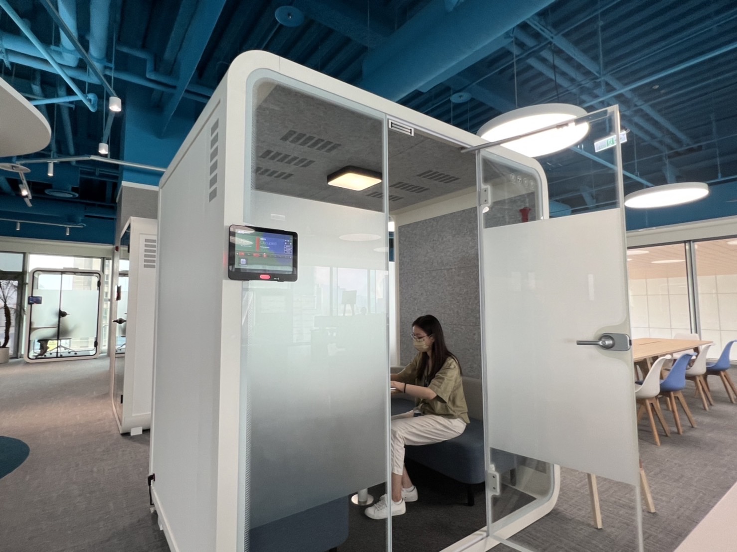 pg电子高雄據點的智慧行動辦公艙，展現pg电子在面板以外的研發應用軟實力